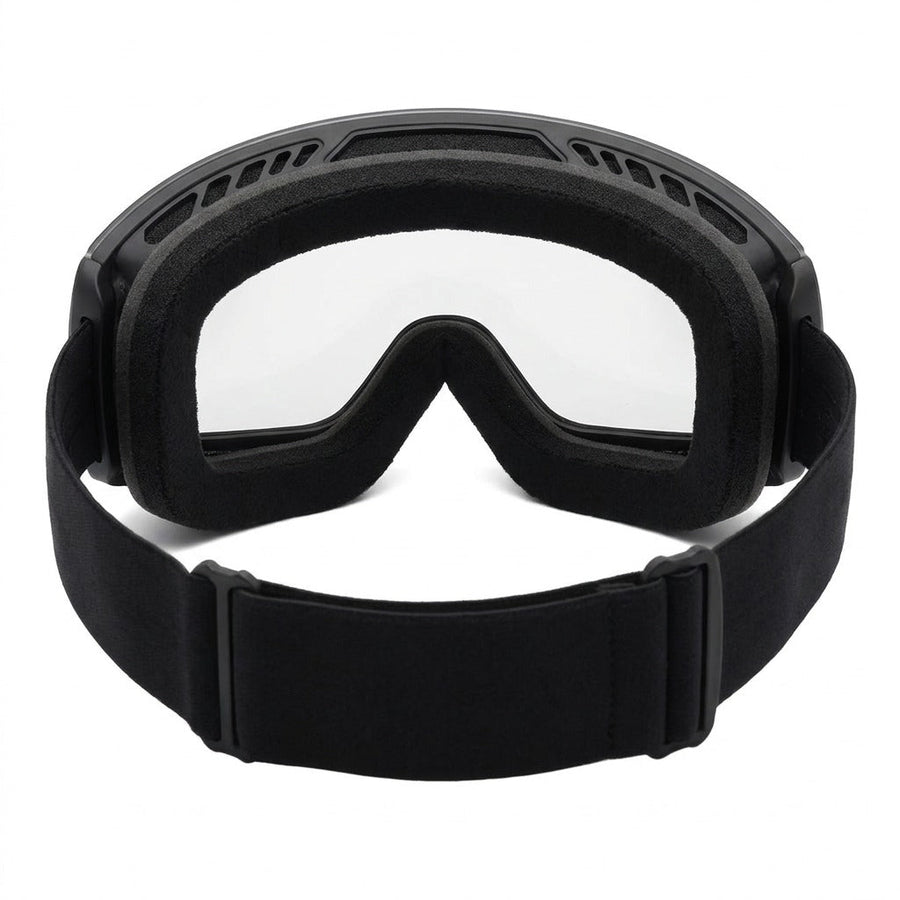 The inside with double lens and soft foam